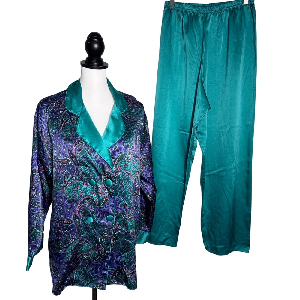GO SOFTLY Womens Medium Vintage Teal Purple Paisley Print Silky Satin Pajama Set